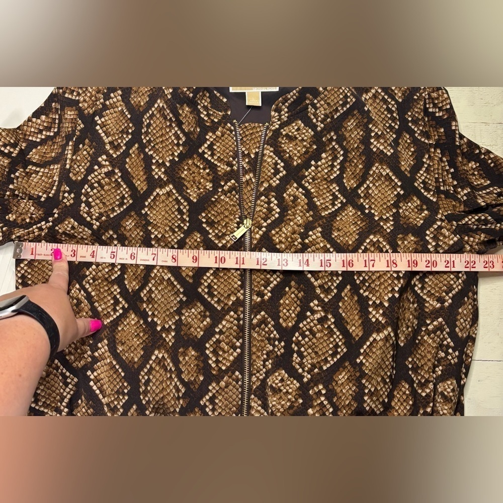 Michael Kors Snake Print Zip Up Bomber Jacket Womens Size Large New Lightweight - Picture 3 of 6